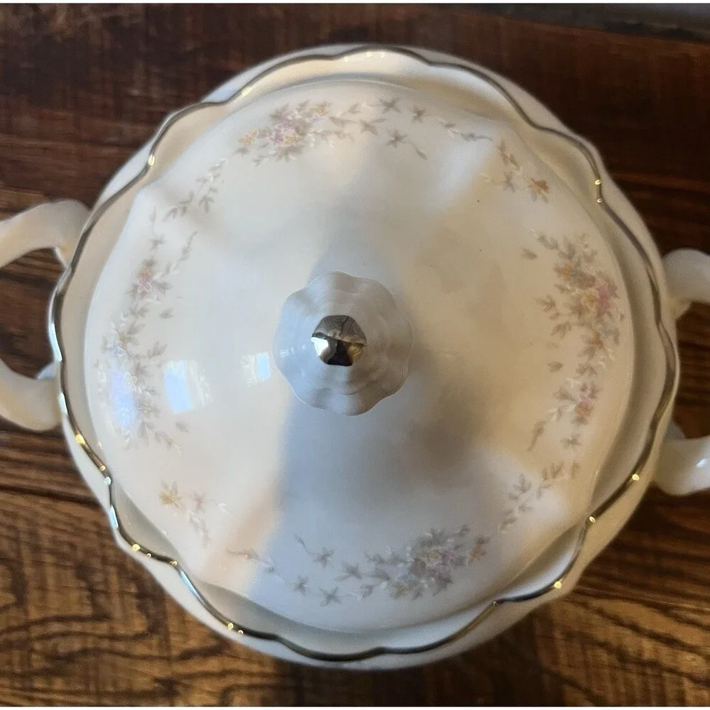Vintage Johann Haviland Floral Splendor 8.5” Platinum Trim Covered Dish Bavaria